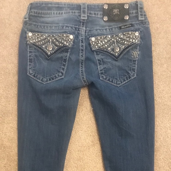 Miss Me Signature Skinny Jeans - Picture 8 of 8